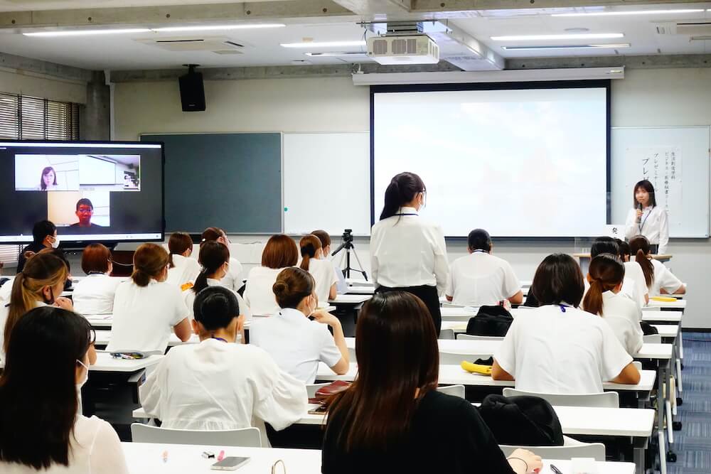 長崎女子短期大学に卒業必修科目として提供している授業「parcy's for School」にて生徒による最終プレゼン大会がありました。